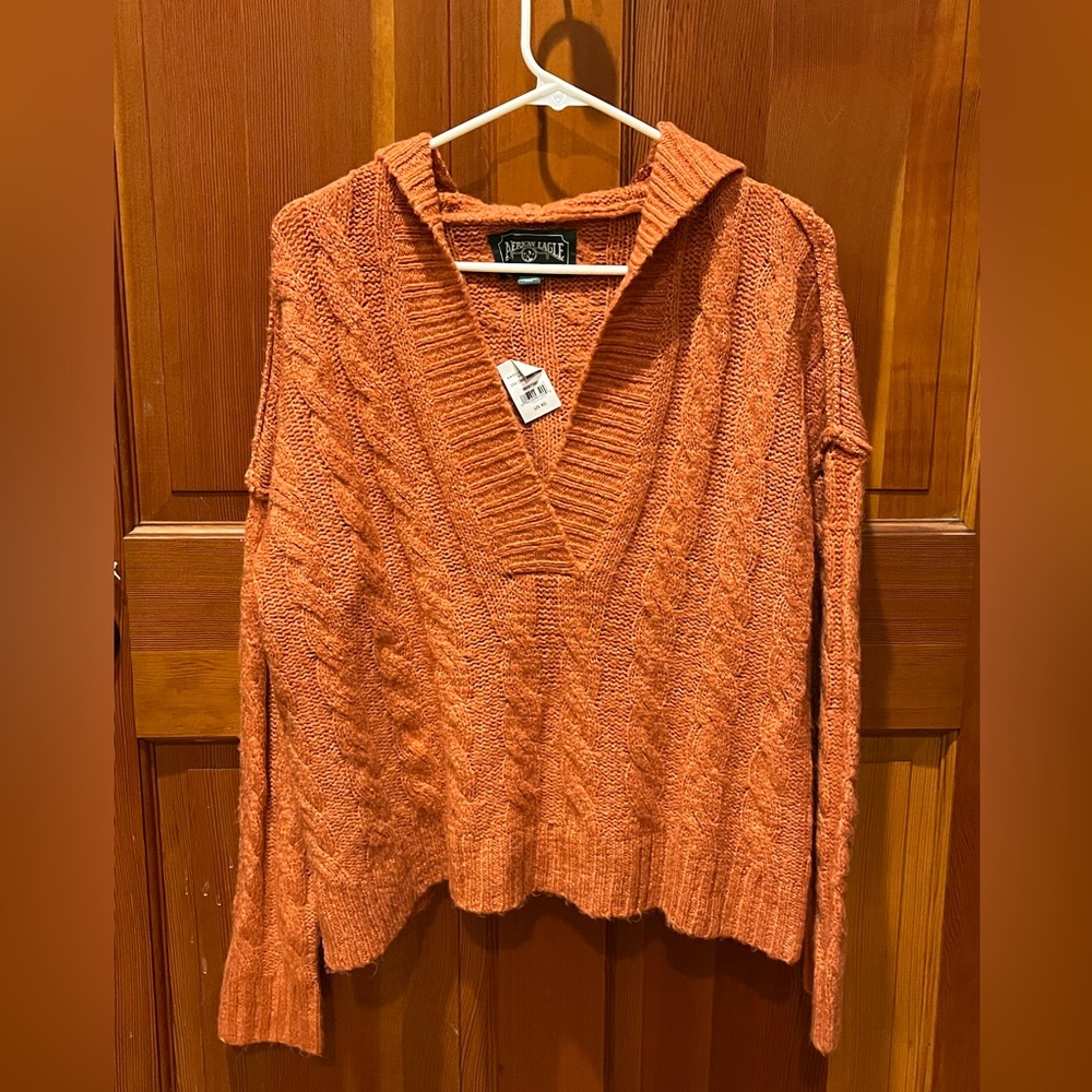 American Eagle Oversized Hooded Cropped V-Neck Cable Knit Sweater - NWT